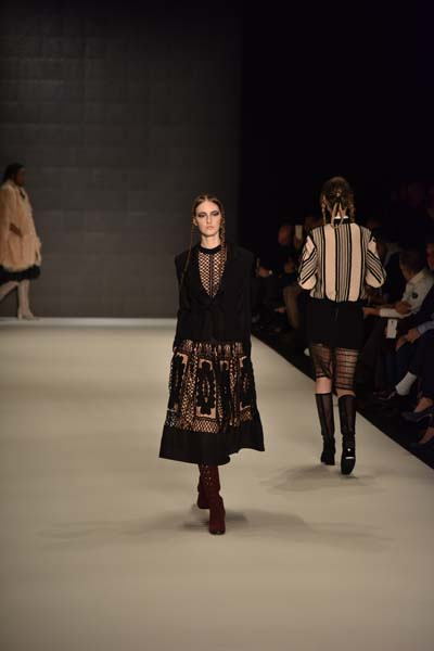  MBFW İSTANBUL 2016 BORA AKSU KOLEKSİYONU