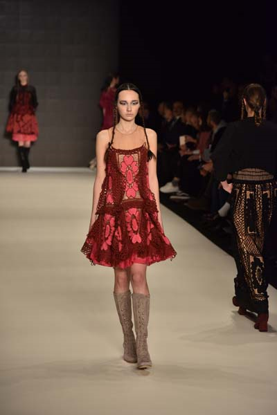  MBFW İSTANBUL 2016 BORA AKSU KOLEKSİYONU
