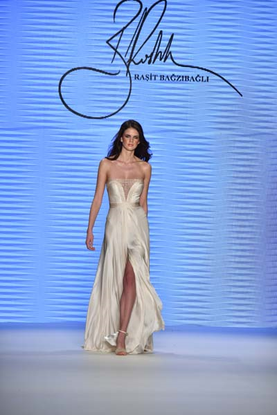 MBFW İSTANBUL 2016 RAŞİT BAĞZIBAĞLI KOLEKSİYONU