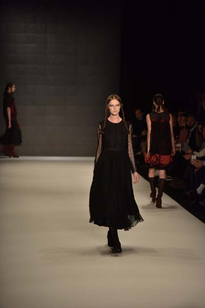  MBFW İSTANBUL 2016 BORA AKSU KOLEKSİYONU