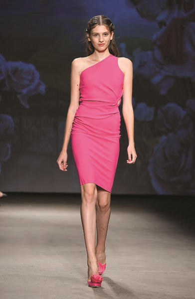 İTALYAN TASARIMCI CHIARA BONI KİTAPLARDAN İLHAM ALIYOR