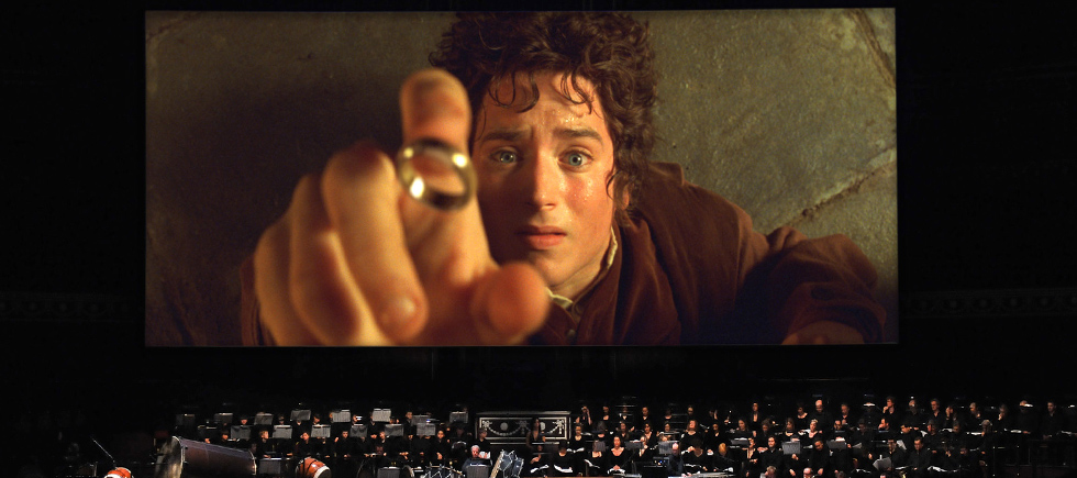 YÜZÜKLERİN EFENDİSİ:  YÜZÜK KARDEŞLİĞİ MÜZİKLERİ ŞÖLENİ 