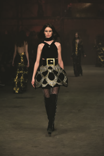 MBFW İSTANBUL 2016 RAISA&VANESSA DEFİLESİ