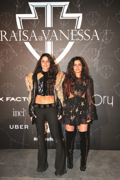 MBFW İSTANBUL 2016 RAISA&VANESSA DEFİLESİ