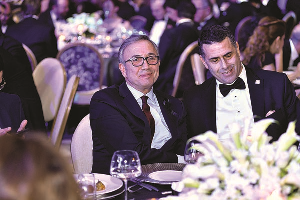 SIR RICHARD BRANSON BAŞARI HİKAYESİNİ ANLATTI