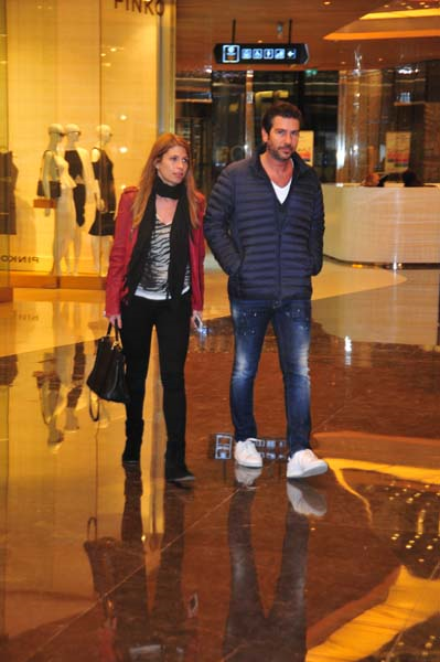 ALIŞVERİŞ MODASI RAHAT VE ŞIK