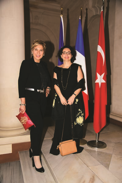 “FRANSIZ TADI” İÇİN FRANSA SARAYI’NDA DAVET