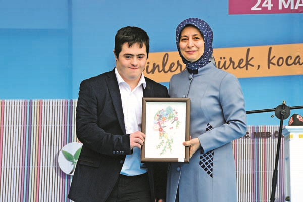 HAYAT PAYLAŞIM VE DAYANIŞMA DERNEĞİ’NDEN ‘ÖZEL EĞİTİM VE REHABİLİTASYON MERKEZİ’