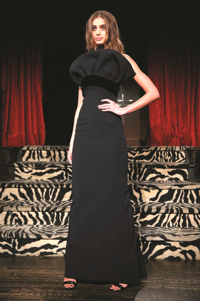 BRANDON MAXWELL SON DÖNEMİN PARLAYAN TASARIMCILARINDAN