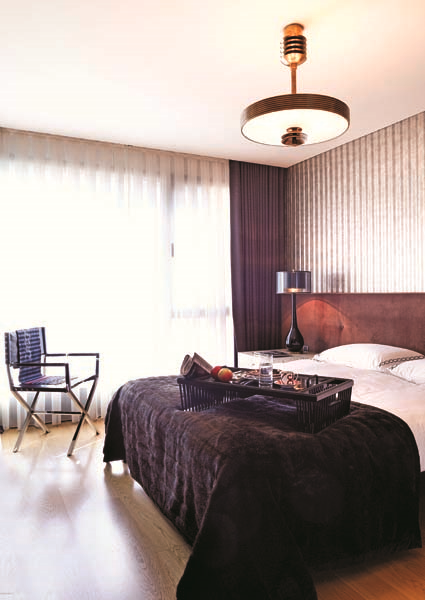 BANA DEDİ Kİ:  “HER EV  FARKLI  BİR HİKAYEDİR...”