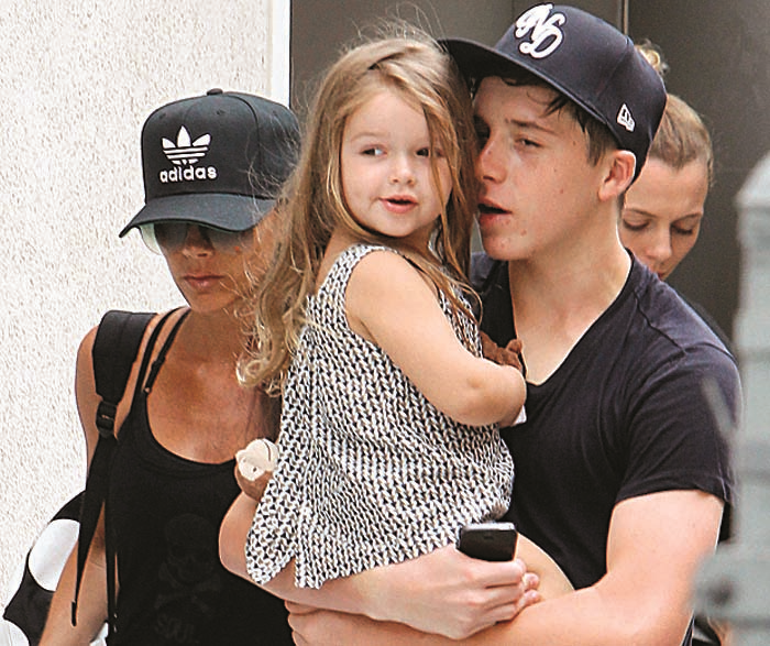 MODA TUTKUNU ÜNLÜLERİN  STİL İKONU ÇOCUKLARI