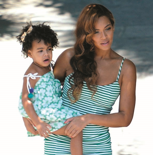 MODA TUTKUNU ÜNLÜLERİN  STİL İKONU ÇOCUKLARI