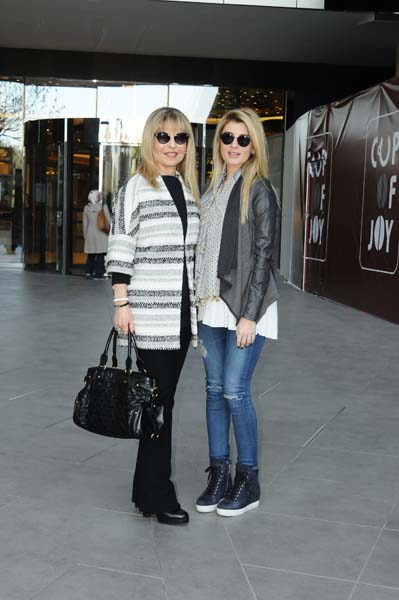 BAHAR ALIŞVERİŞİNDE ÇANTA UYUMU