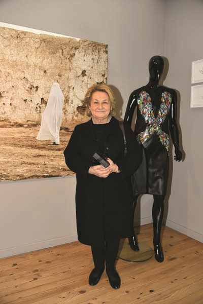 AYŞEGÜL TOPLUSOY’UN  SANAT DOKUNUŞLU KOLEKSİYONU ÇUKURCUMA’DA SERGİLENDİ