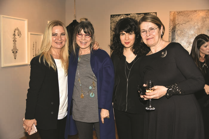 AYŞEGÜL TOPLUSOY’UN  SANAT DOKUNUŞLU KOLEKSİYONU ÇUKURCUMA’DA SERGİLENDİ