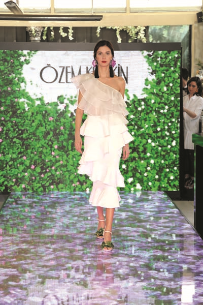 LAVANTA BAHÇELERİNDEN ESİNLENEN KOLEKSİYON