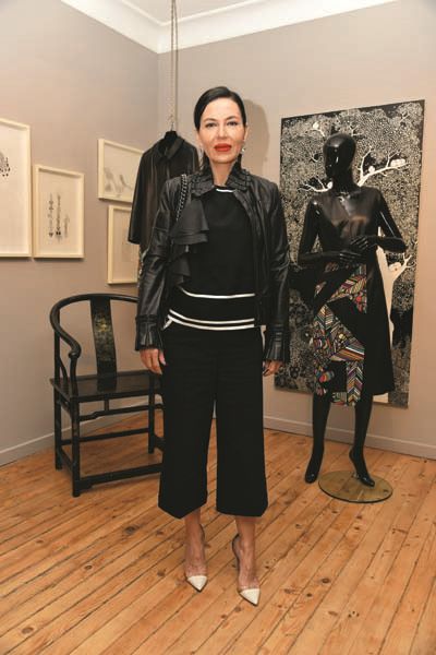 AYŞEGÜL TOPLUSOY’UN  SANAT DOKUNUŞLU KOLEKSİYONU ÇUKURCUMA’DA SERGİLENDİ