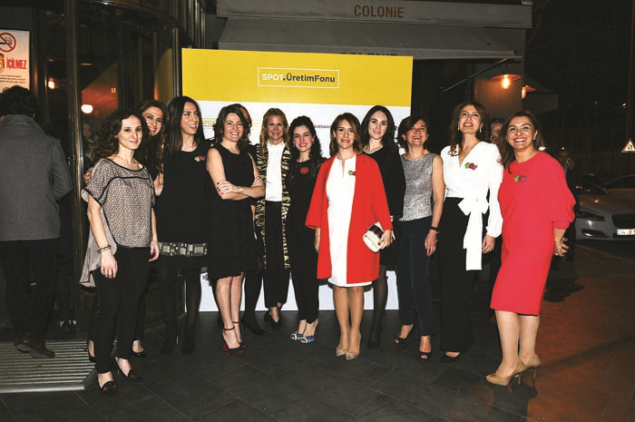 GENÇ SANATÇILARA DESTEK İÇİN “EKTİK, BİÇİYORUZ” GECESİ 