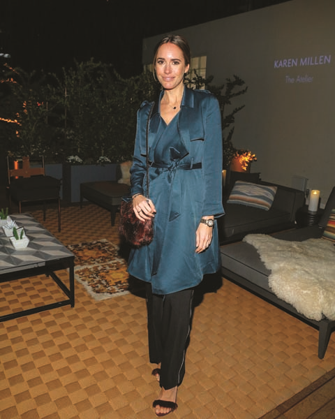 ÜNLÜ SUNUCU LOUISE ROE 1970’LERDEN İLHAM ALIYOR