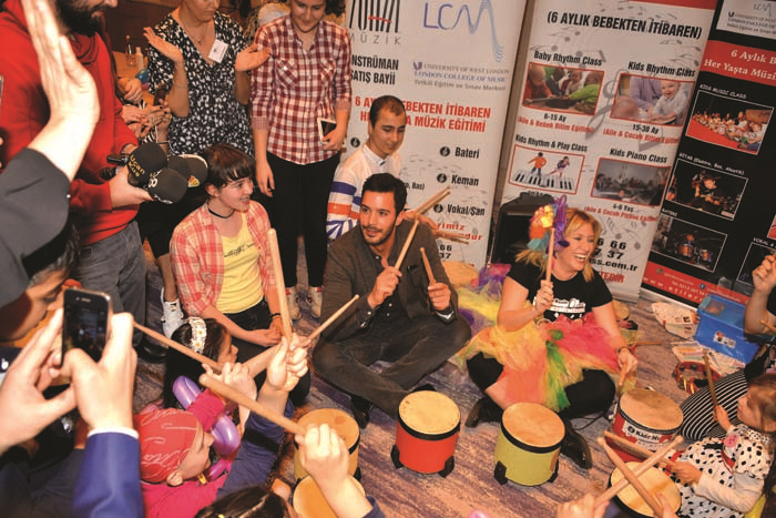 KANSERSİZ YAŞAM DERNEĞİ’NDEN “ALIŞVERİŞ YAŞATIR” ŞENLİĞİ  