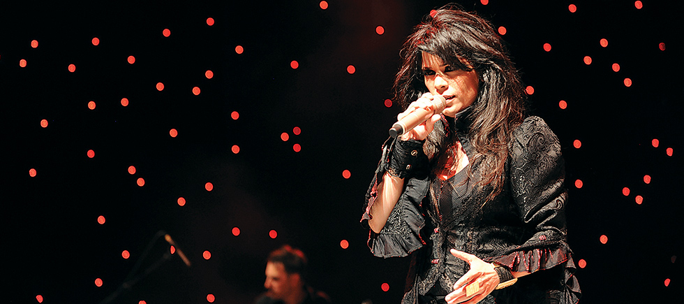 LADİNO MÜZİĞİNİN SIRA DIŞI YORUMCUSU YASMİN LEVY YENİDEN İSTANBUL’DA