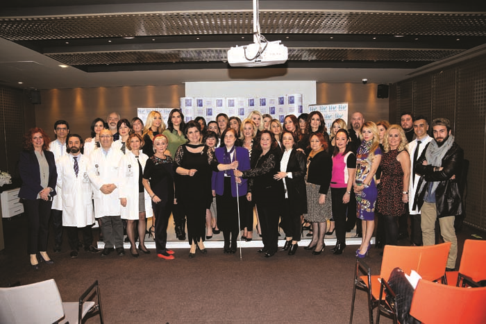 PARILTI GÖRMEYEN ÇOCUKLAR İÇİN YARDIM KONSERİ ÖNCESİNDE BULUŞTULAR