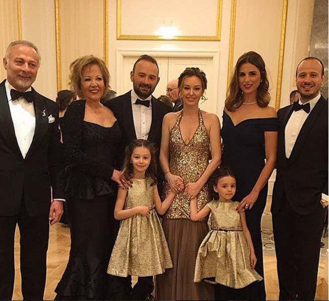 JALE DEMİRCHİ-TOLGA CİNİSLİ BAKÜDE TÜRK DÜĞÜNÜ