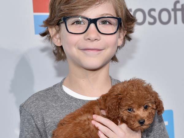 YILDIZ İSİMLER DÜNYA HAYVANLAR GÜNÜNÜ BÖYLE KUTLADI