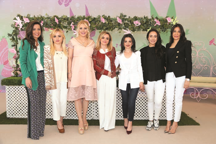 ENİS-NERGİS PEKUYSAL ÇİFTİNDEN BABY SHOWER PARTİSİ