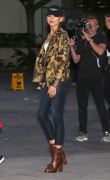 KOBE BRYANTIN VEDA MAÇINA ÜNLÜ AKINI