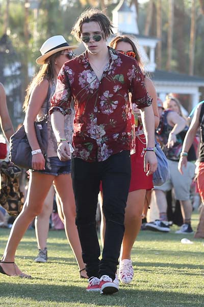 COACHELLA MÜZİK FESTİVALİ ÜNLÜLERİN TARZI