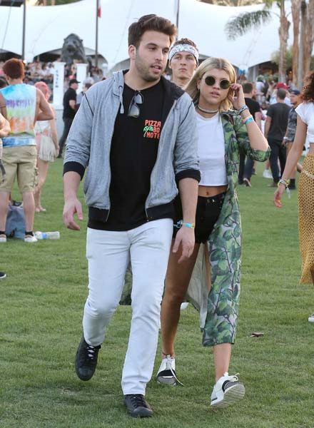 COACHELLA MÜZİK FESTİVALİ ÜNLÜLERİN TARZI