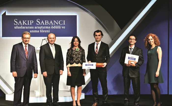 MERHUM İŞ ADAMI 12. SAKIP SABANCI ULUSLARARASI ARAŞTIRMA ÖDÜLLERİ İLE ANILDI