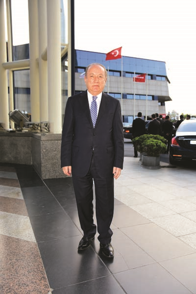 MERHUM İŞ ADAMI 12. SAKIP SABANCI ULUSLARARASI ARAŞTIRMA ÖDÜLLERİ İLE ANILDI