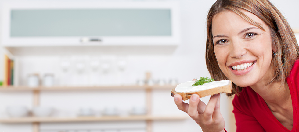 SAĞLIKLI BİREYLER ZAYIFLAMAK İÇİN GLUTENSİZ YİYECEKLER TÜKETİRSE SAĞLIĞA ZARARI OLUR MU?