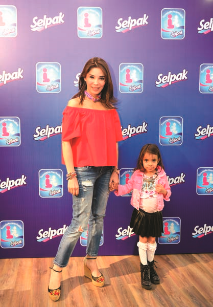 ÇOCUKLAR, EĞİTİM ATÖLYELERİNDE EĞLENDİLER