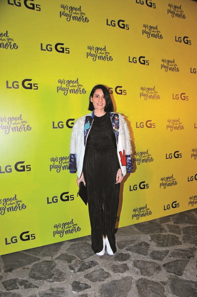 ESMA SULTAN’A ATLIKARINCA KURDULAR