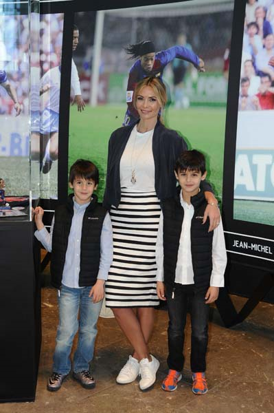 ÜNLÜ İSİMLER FUTBOL ETKİNLİĞİNDE BULUŞTU