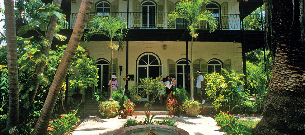 EFSANE YAZARIN AYAK İZİNDEN ERNEST HEMINGWAY EVİ VE MÜZESİ