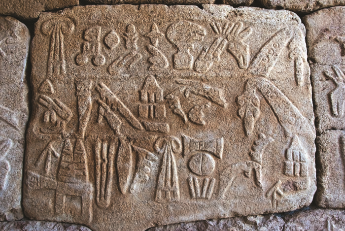 SÖZ UÇAR YAZI KALIR İNSANLIĞIN EN BÜYÜK İCADI: YAZI