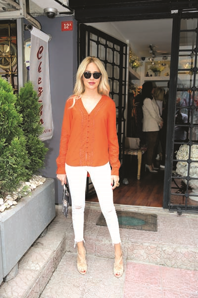 ŞEBNEM ÇAPA’DAN ÇUKURCUMA’DA İLKBAHAR/YAZ KOLEKSİYONU