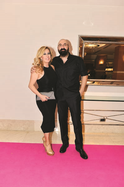 TENİS ŞÖLENİ AJDA PEKKAN VE ENBE ORKESTRASI İLE BAŞLADI