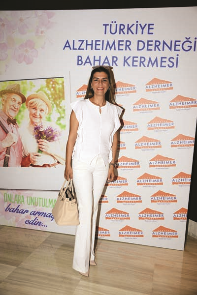 TÜRKİYE ALZHEIMER DERNEĞİ’NİN KERMESİ