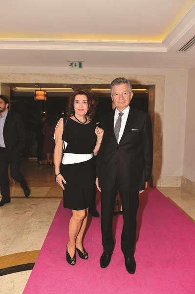 TENİS ŞÖLENİ AJDA PEKKAN VE ENBE ORKESTRASI İLE BAŞLADI