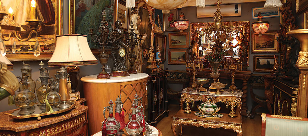 ANTİKA TUTKUSUNDA BİR YAŞAM OSMAN GÜRSOY ANTİKA VE SANAT EVİ