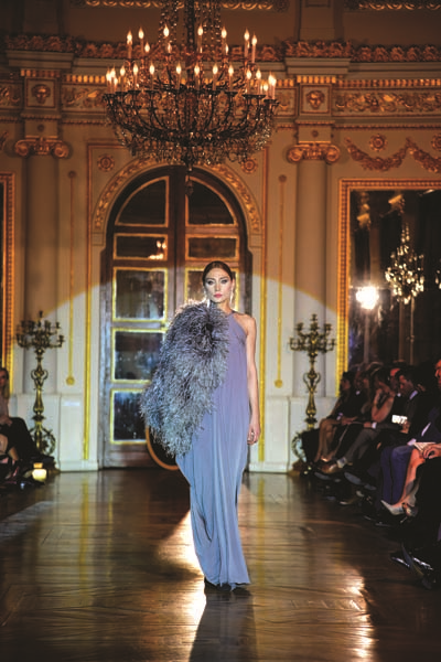 FRANSIZ SARAYI’NDA ÇOCUK EĞİTİM DERNEĞİ YARARINA 6 YAZ DEFİLESİ