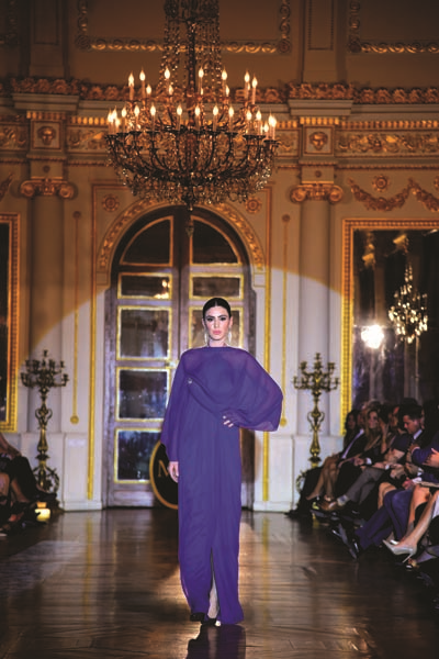 FRANSIZ SARAYI’NDA ÇOCUK EĞİTİM DERNEĞİ YARARINA 6 YAZ DEFİLESİ