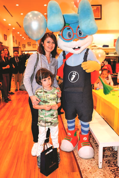 KURABİYE SÜSLEME ATÖLYESİ’NDE ÇOCUKLARA 23 NİSAN SÜRPRİZİ