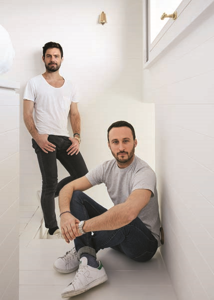 İTALYAN RİVİERA’SINDA UFKA UZANAN BİR EV