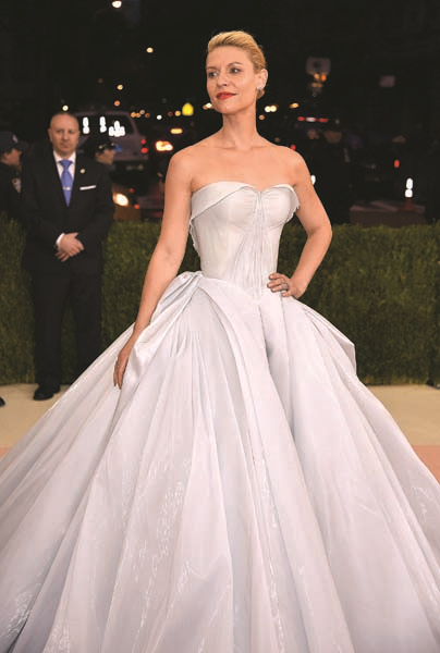 METROPOLİTAN MÜZESİ’NDE YILDIZLAR GEÇİDİ